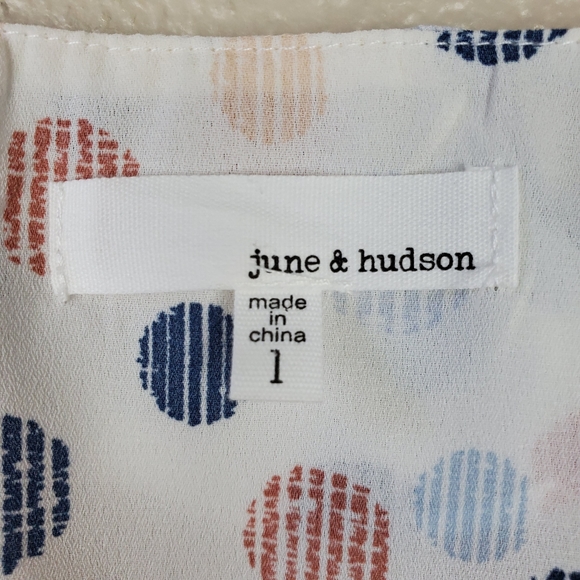 June & Hudson Polka Dot Ruffle V-Neck Blouse L - Picture 7 of 7